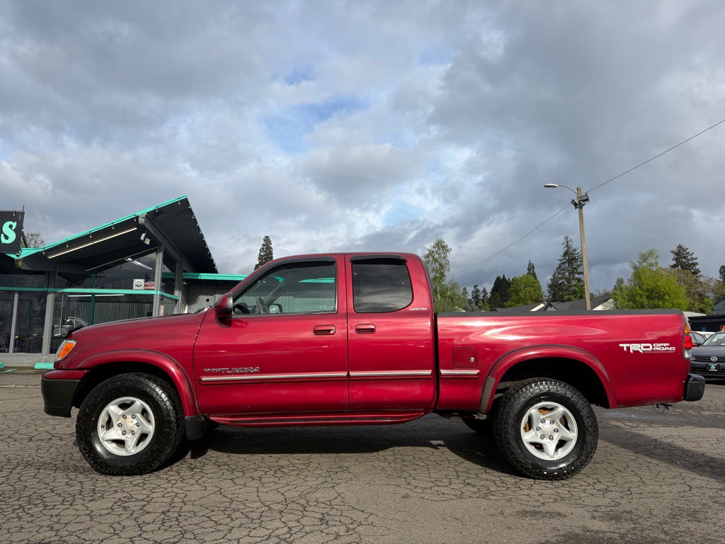 2000 Toyota Tundra Image 2