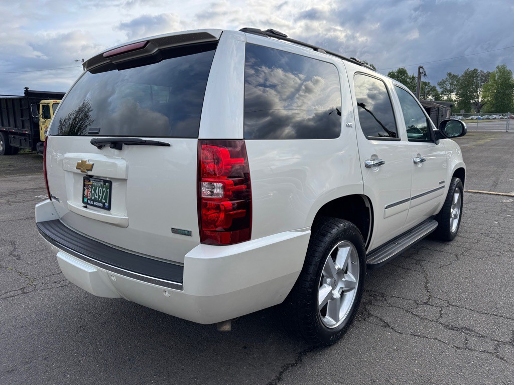 2010 Chevrolet Tahoe Image 5