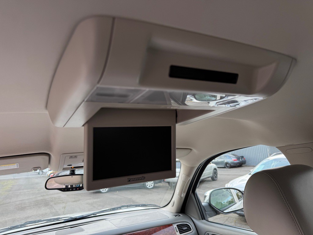 2010 Chevrolet Tahoe Image 18
