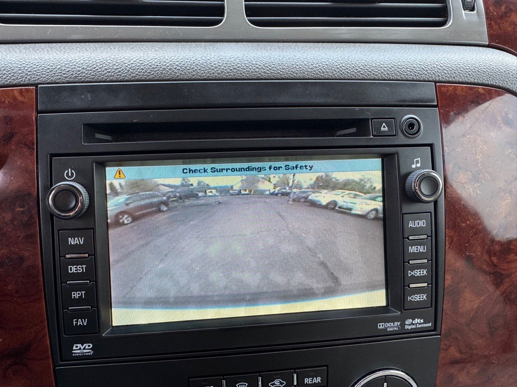 2010 Chevrolet Tahoe Image 23
