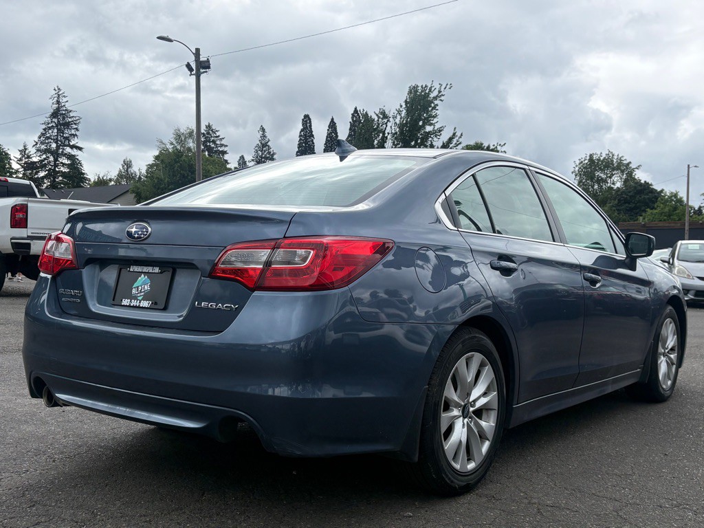 2016 Subaru Legacy Image 4