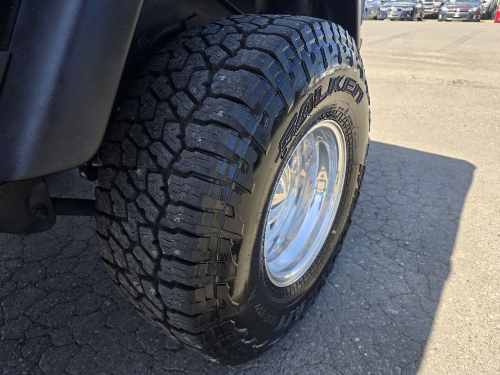 1999 Jeep Wrangler Image 16