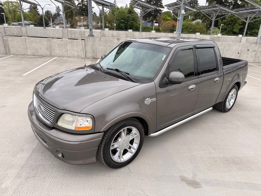 2002 Ford F-150 Image 2