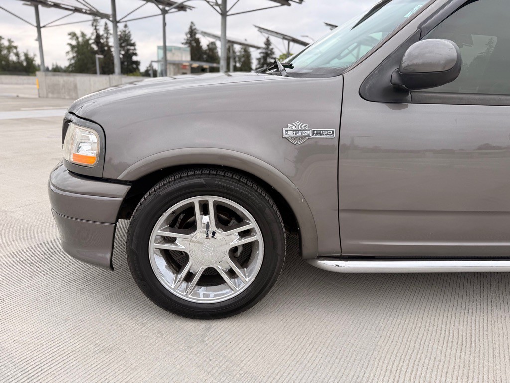 2002 Ford F-150 Image 3