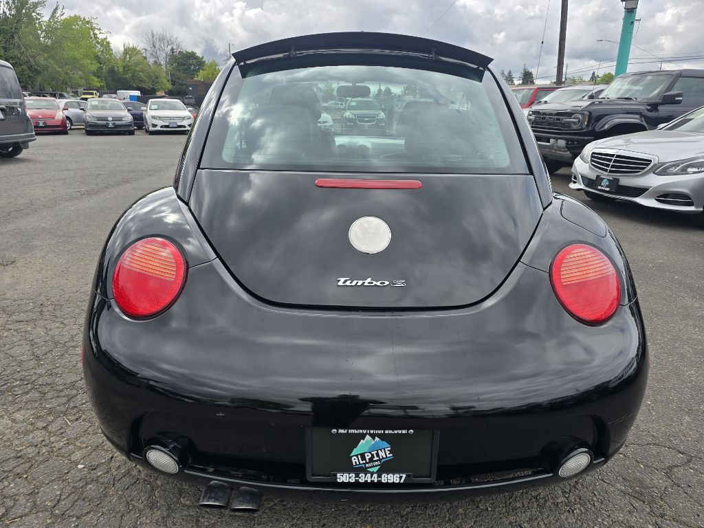 2002 Volkswagen Beetle Image 4