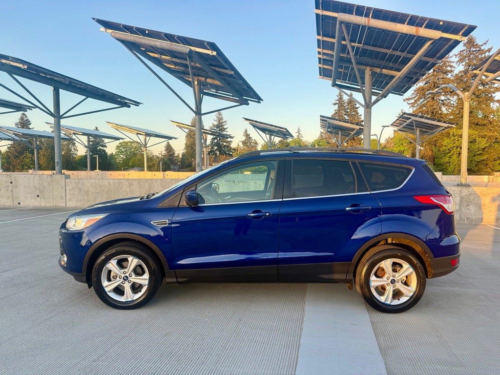 2013 Ford Escape Image 2