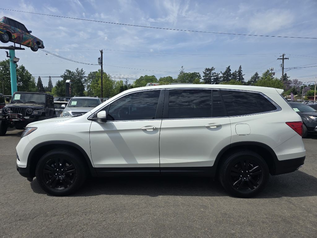 2017 Honda Pilot Image 2