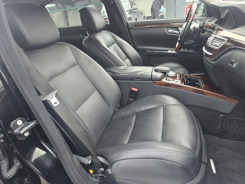 2013 Mercedes-Benz S-Class Image 11