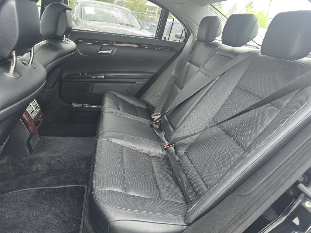2013 Mercedes-Benz S-Class Image 13