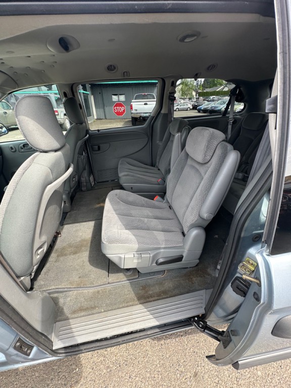 2005 Dodge Grand Caravan Image 9