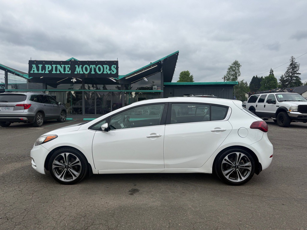 2016 Kia Forte Image 2