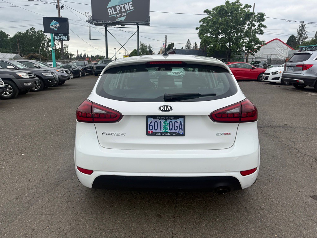 2016 Kia Forte Image 4
