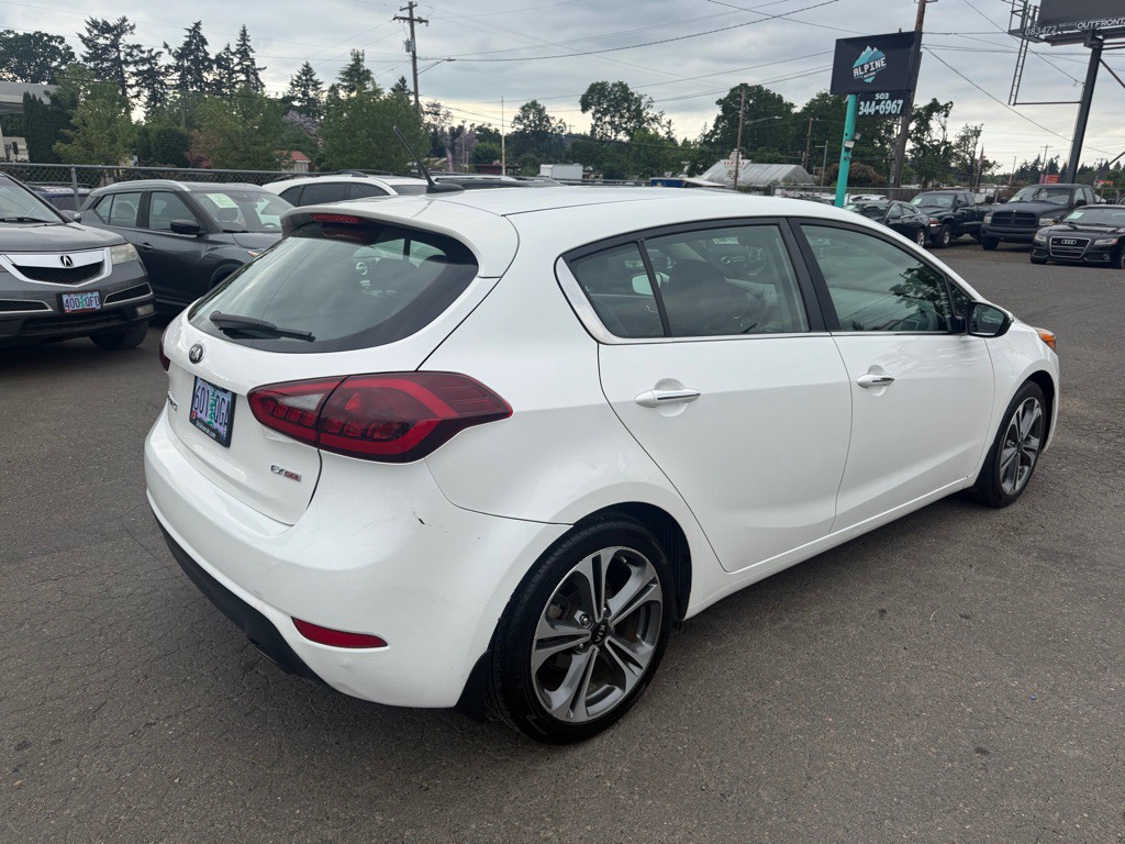 2016 Kia Forte Image 5