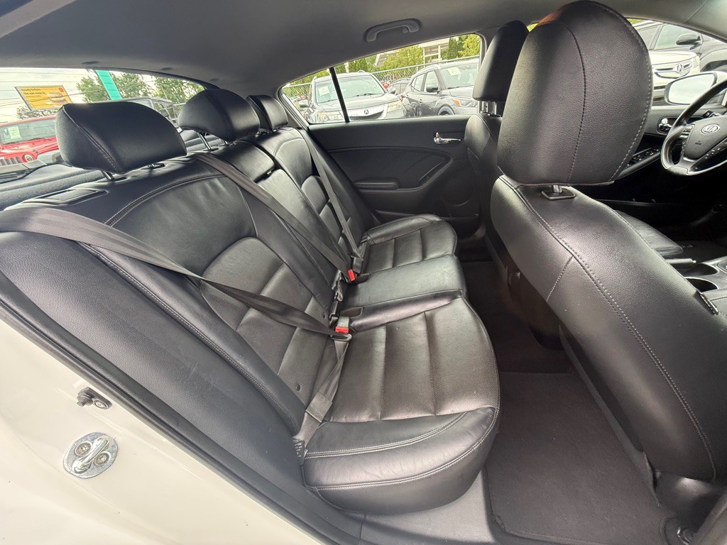 2016 Kia Forte Image 16