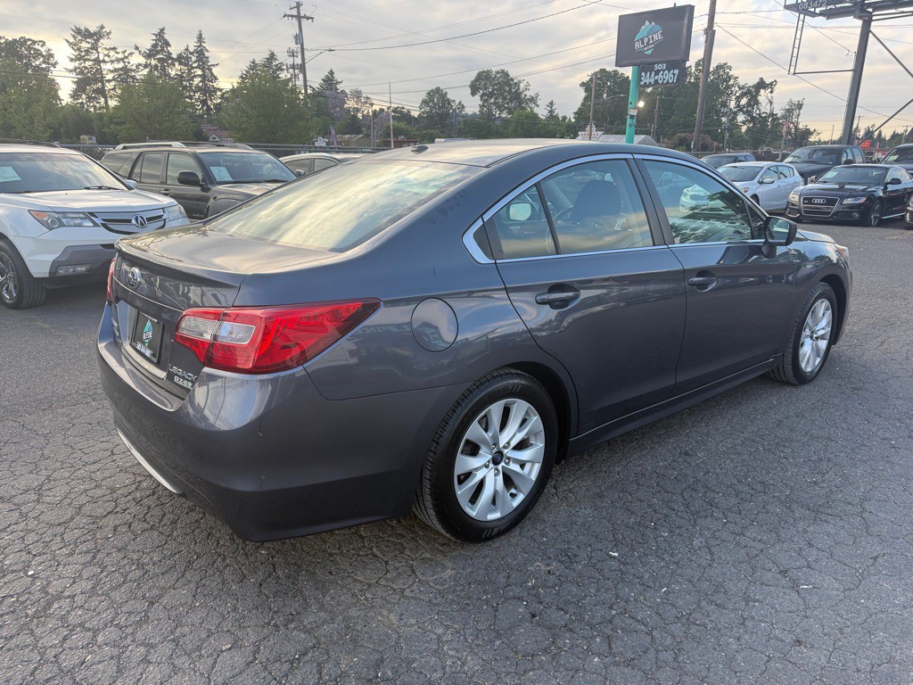 2015 Subaru Legacy Image 5