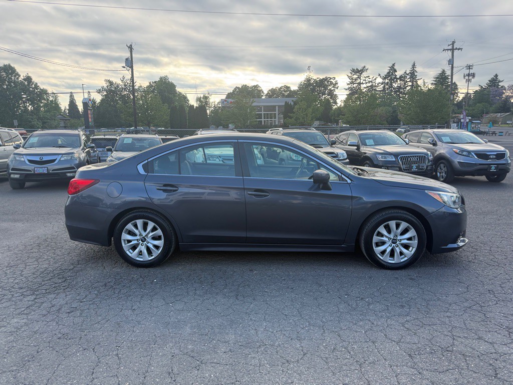 2015 Subaru Legacy Image 6