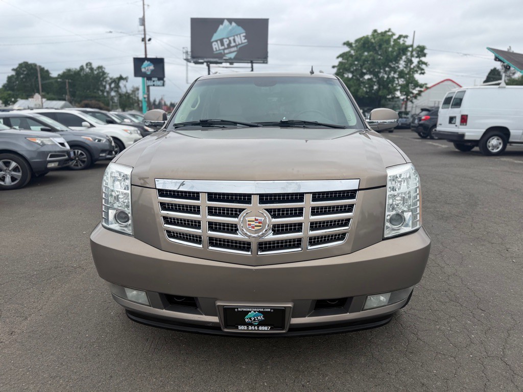 2007 Cadillac Escalade Image 2