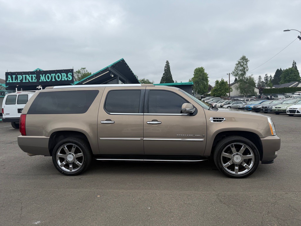 2007 Cadillac Escalade Image 4