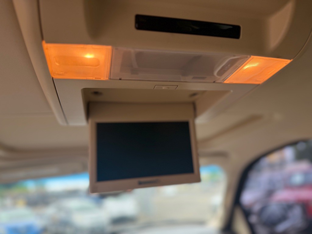 2007 Cadillac Escalade Image 11