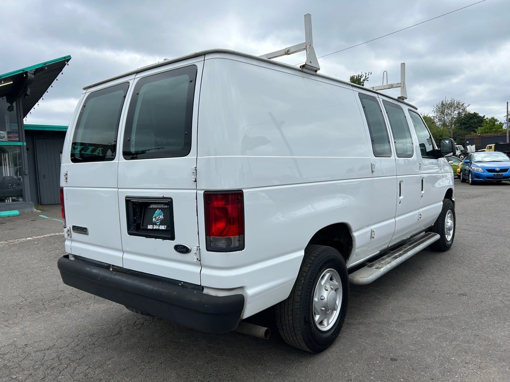 2014 Ford Econoline Image 4