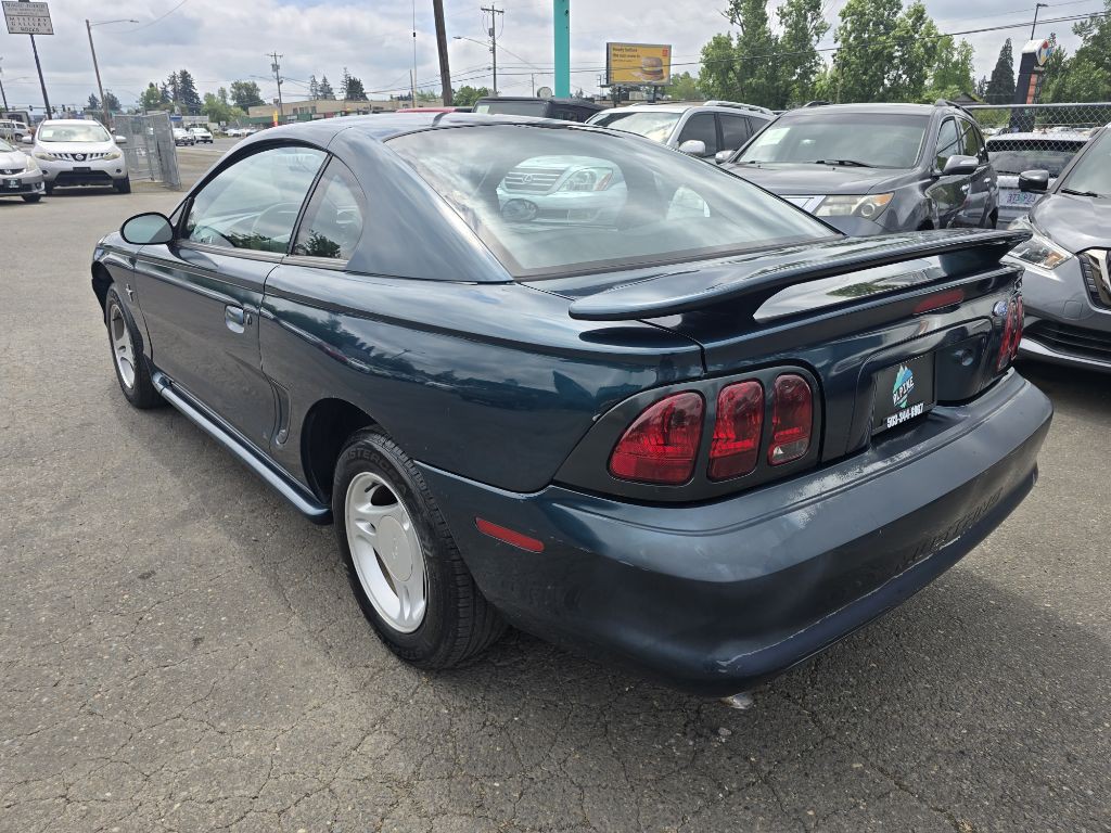 1997 Ford Mustang Image 3