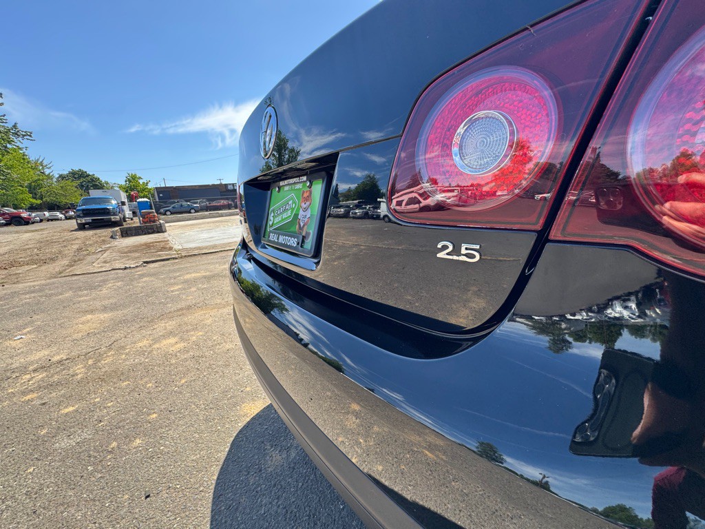 2010 Volkswagen Jetta Image 24