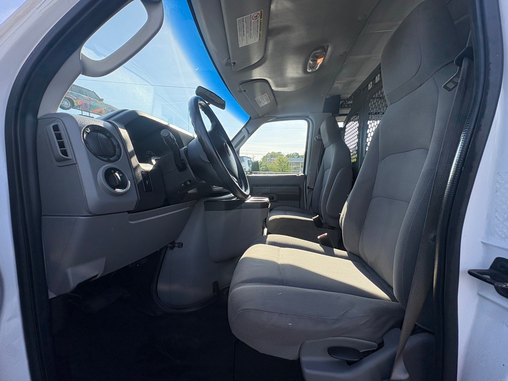2013 Ford Econoline Image 7