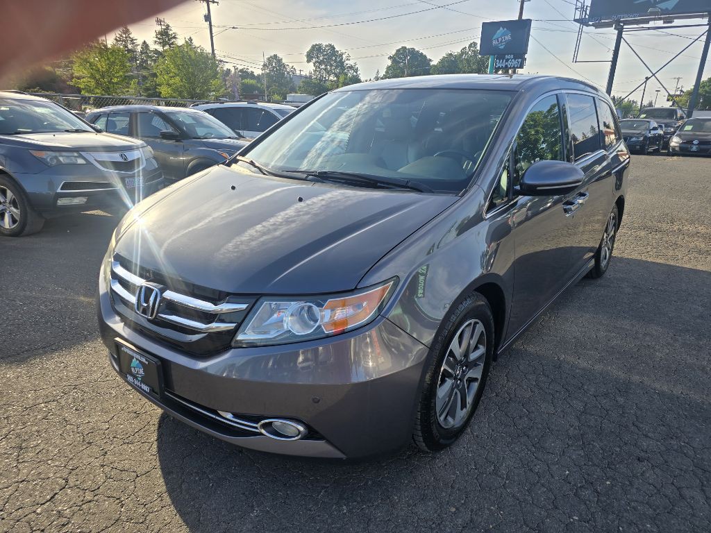 2015 Honda Odyssey Image 1