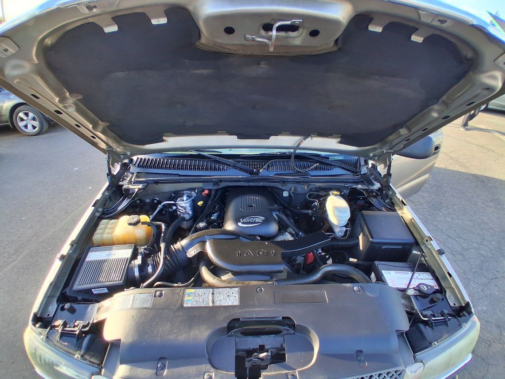 2003 Chevrolet Avalanche Image 14
