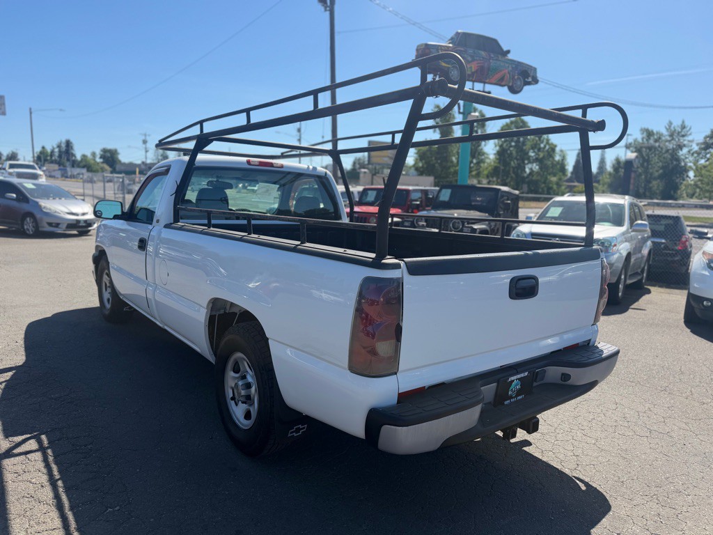 2004 Chevrolet Silverado 1500 Image 6