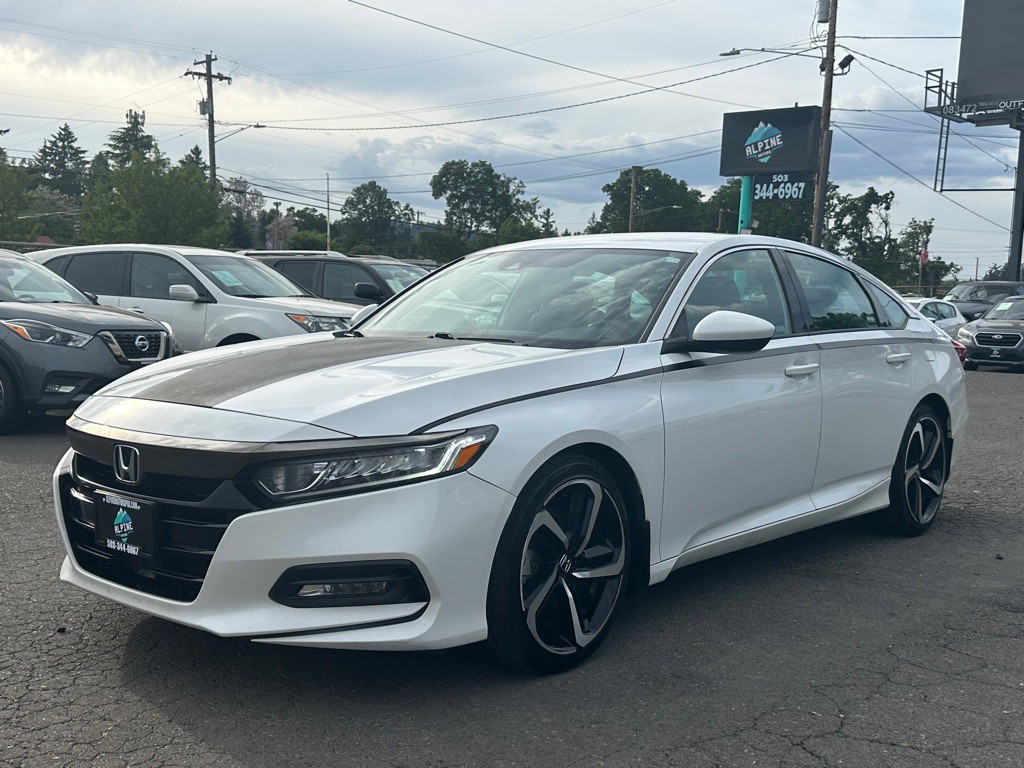 2018 Honda Accord Image 1