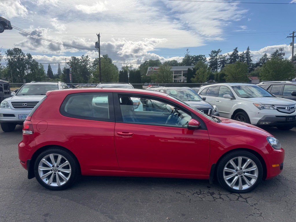 2012 Volkswagen Golf Image 5