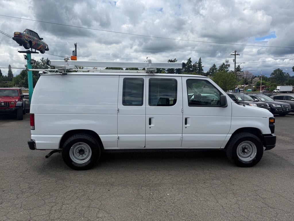 2012 Ford Econoline Image 7