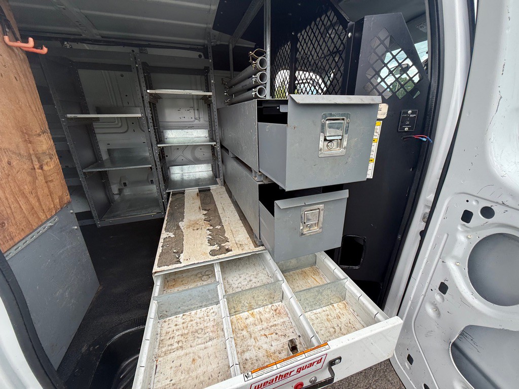 2012 Ford Econoline Image 20