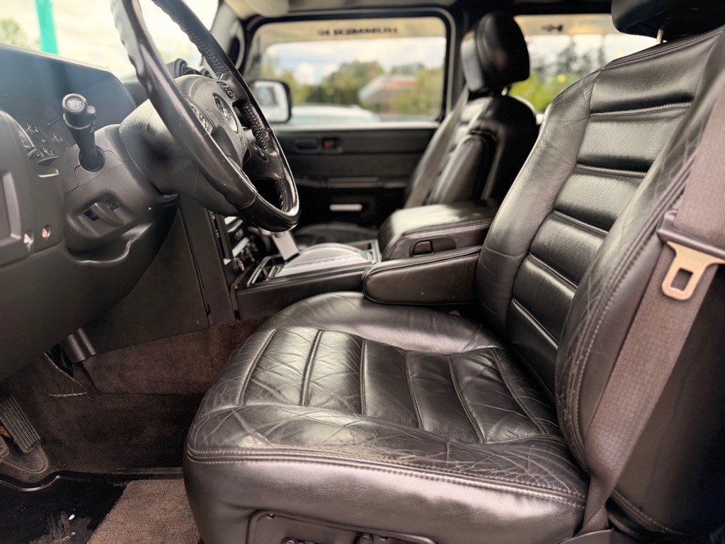 2005 HUMMER H2 Image 10
