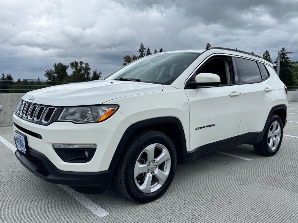 2018 Jeep Compass Image 1
