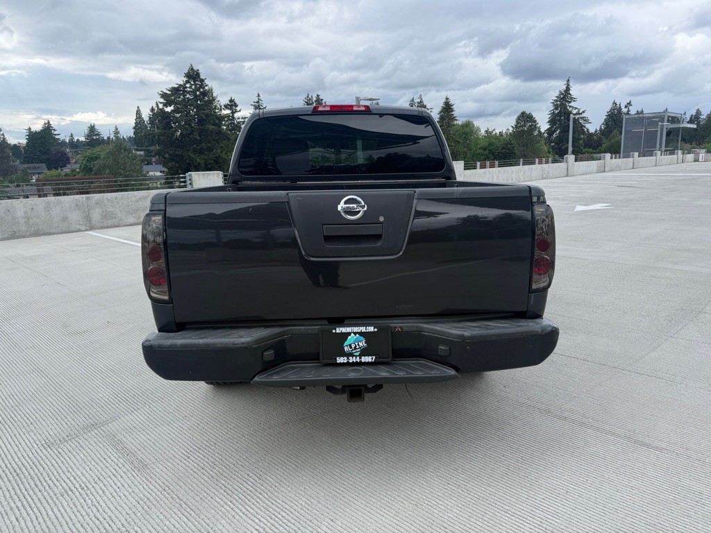 2010 Nissan Frontier Image 4