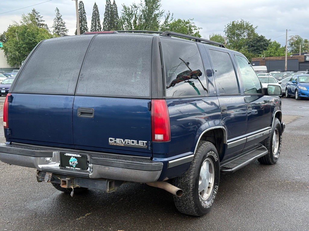 1999 Chevrolet Tahoe Image 3