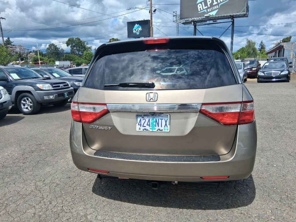 2011 Honda Odyssey Image 4