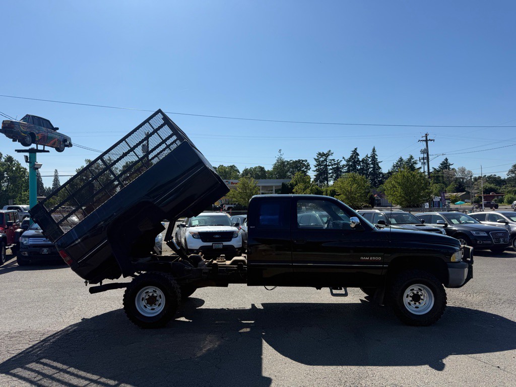 1996 Dodge Ram 2500 Image 14