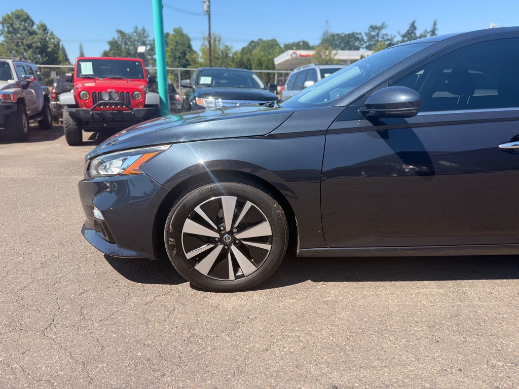 2019 Nissan Altima Image 3