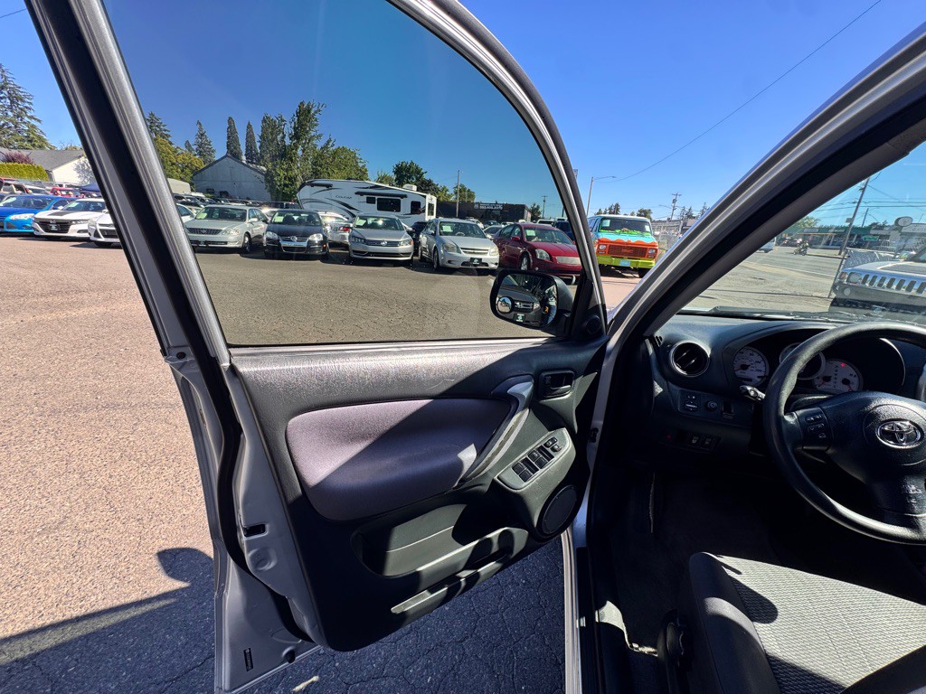 2005 Toyota Rav4 Image 10