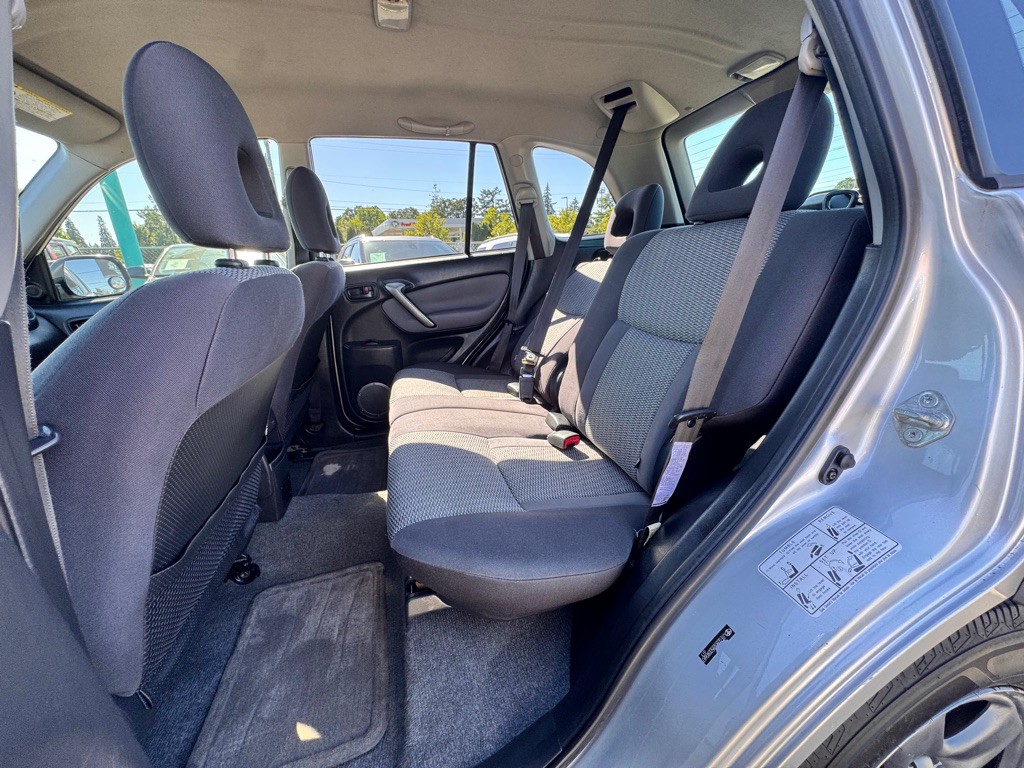 2005 Toyota Rav4 Image 11
