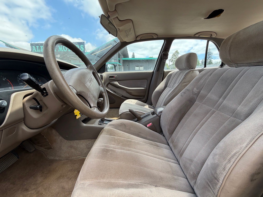 1996 Toyota Camry Image 7