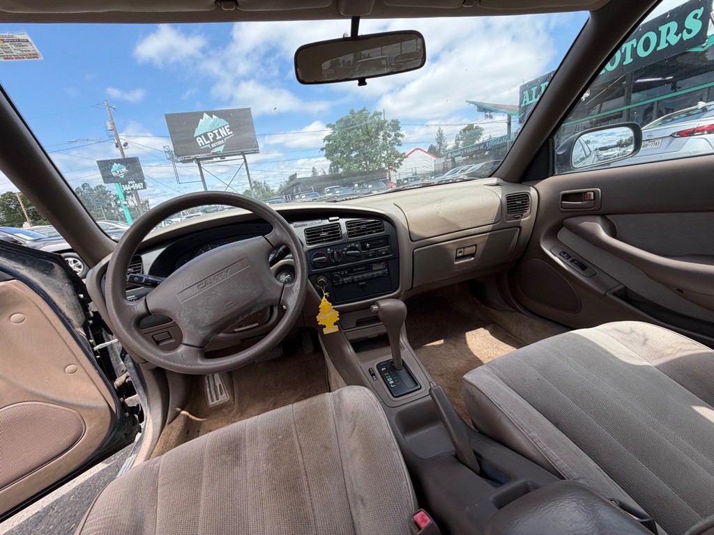 1996 Toyota Camry Image 9
