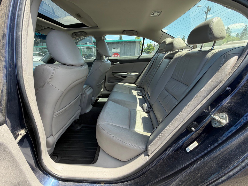 2008 Honda Accord Image 8