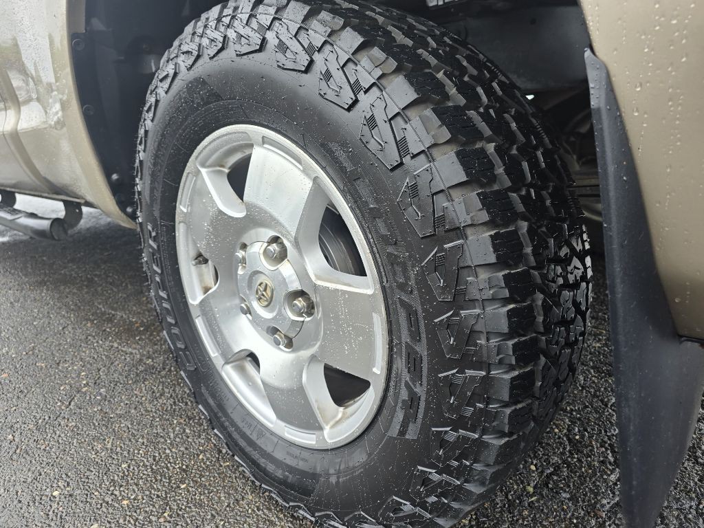 2007 Toyota Tundra Image 16