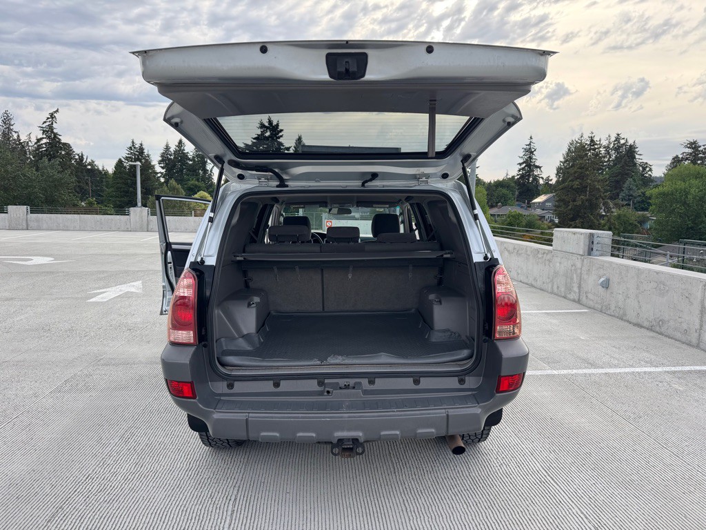 2003 Toyota 4Runner Image 10
