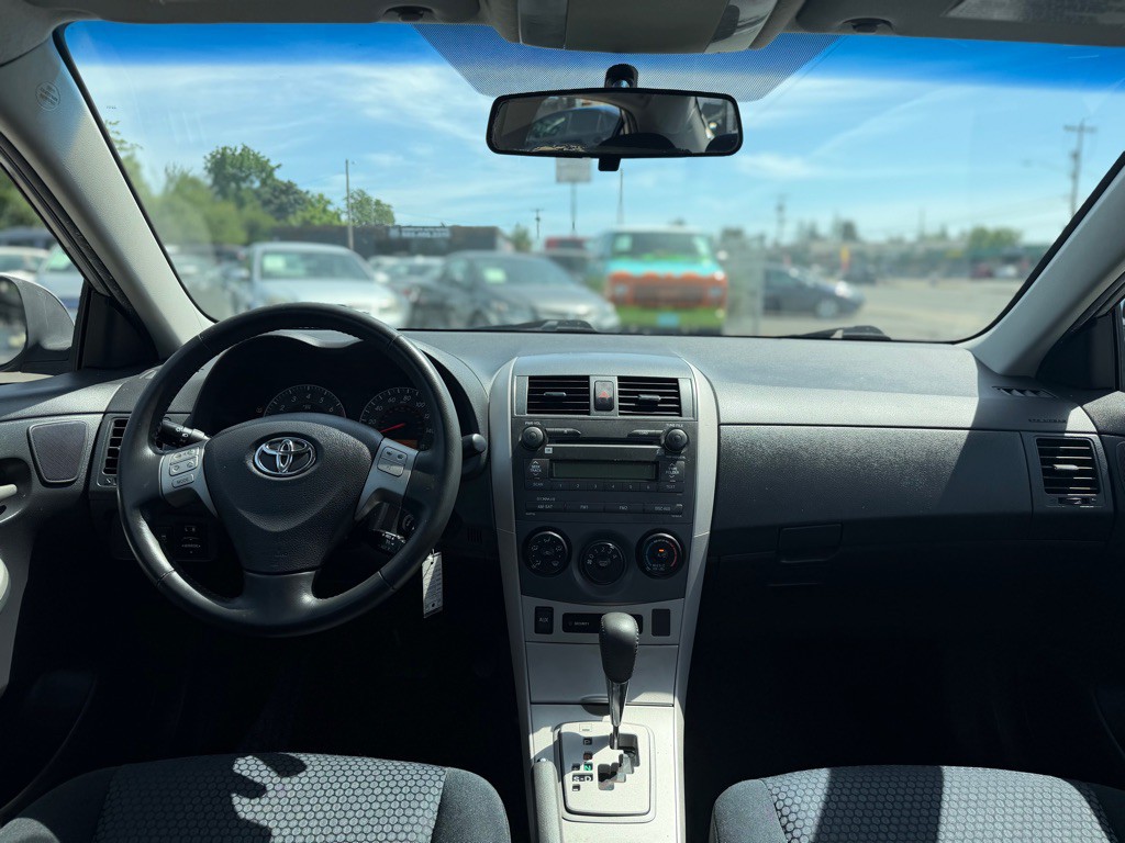 2009 Toyota Corolla Image 12