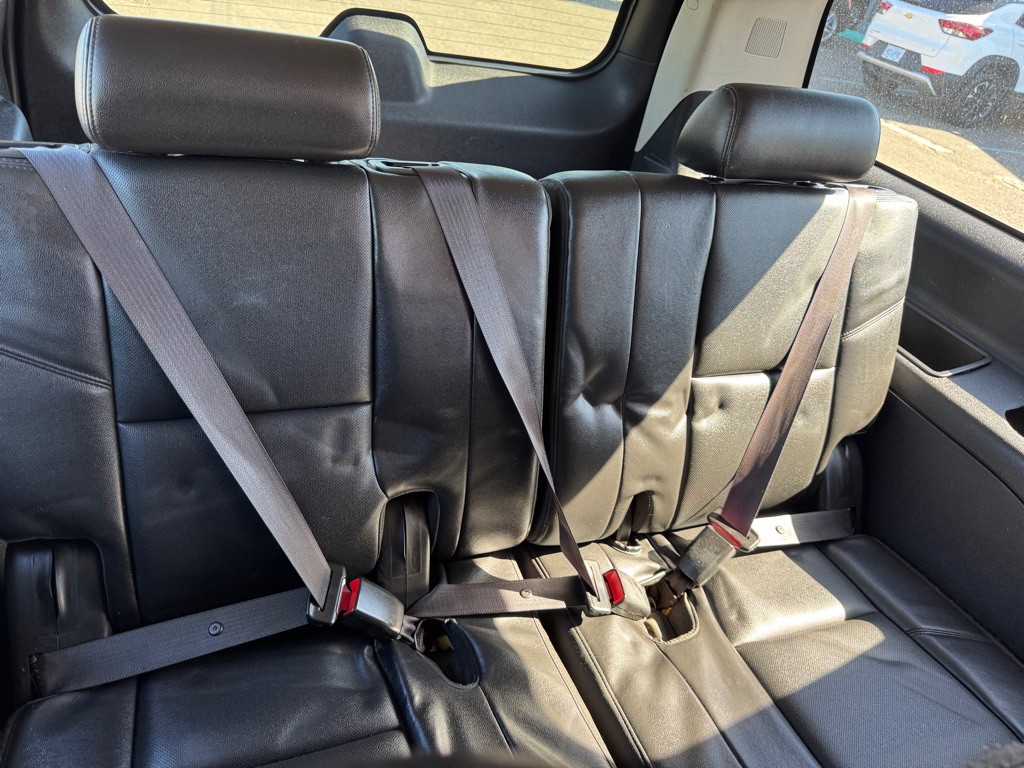 2013 Chevrolet Suburban Image 10